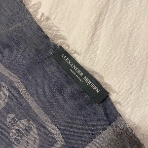 Wool McQueen scarf (XL)